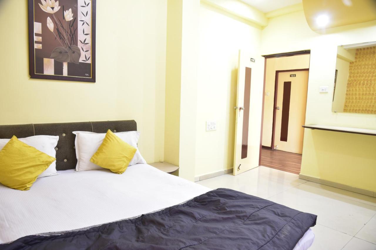 Hotel Drishti Inn Khāpri 외부 사진